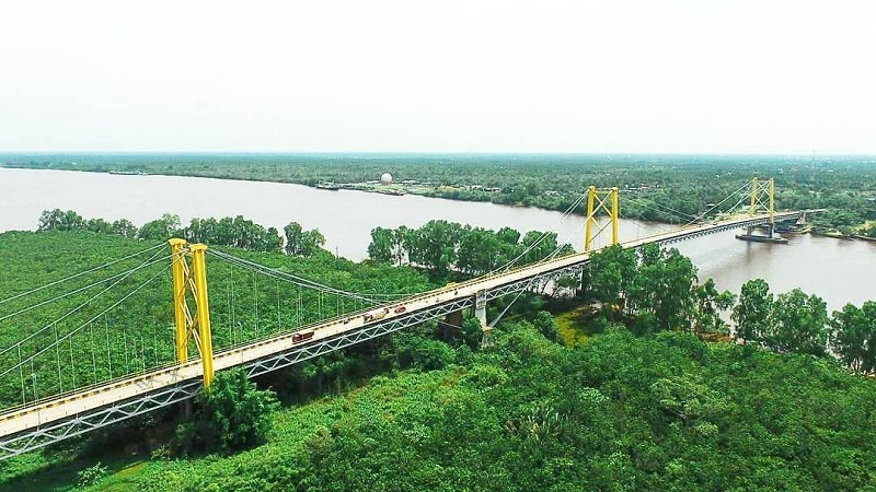 Inilah Daya Tarik dari Jembatan Sungai Barito Kalimantan Selatan